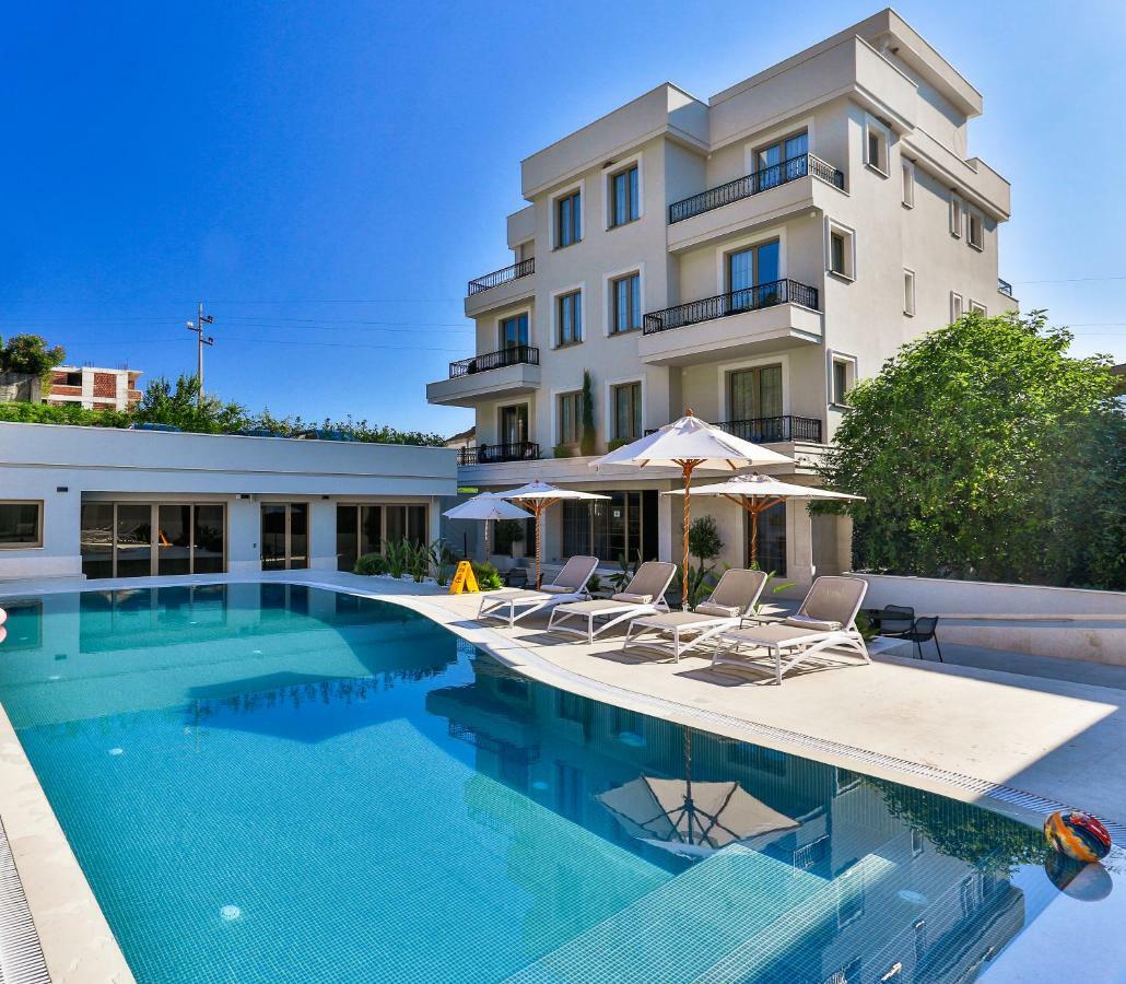 Avanti Hotel & Spa Budva Exterior foto